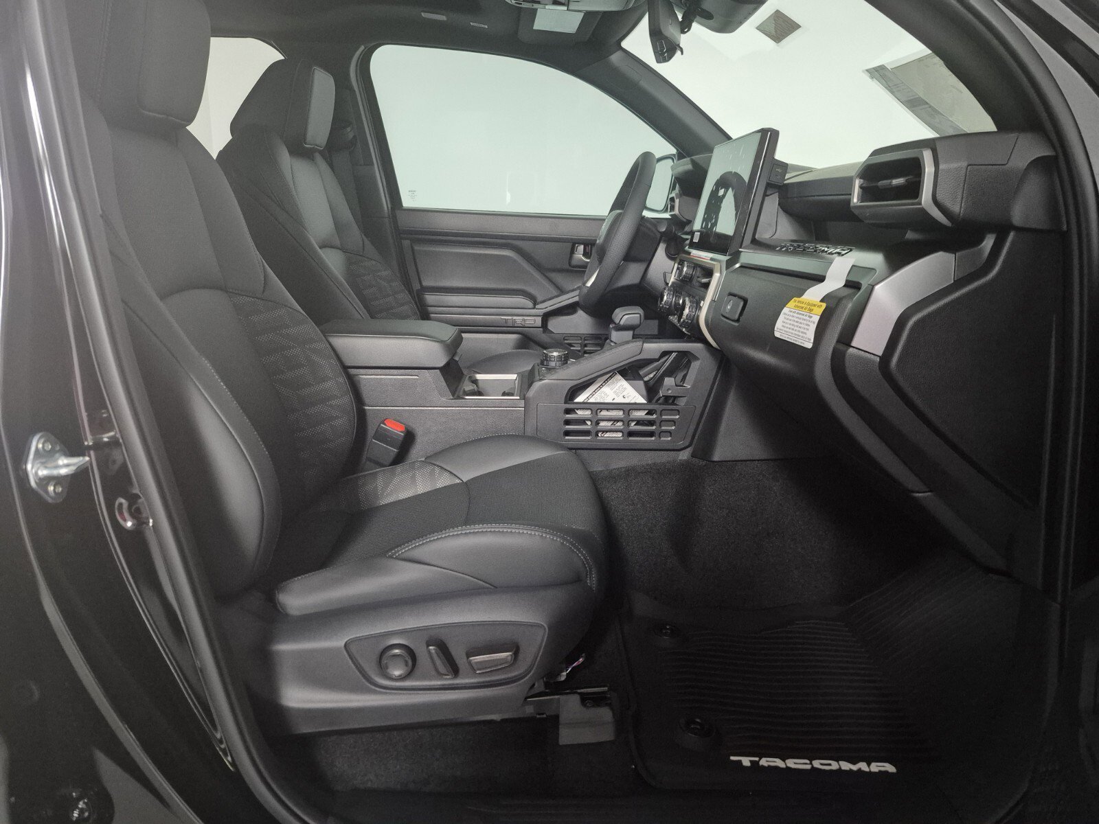 New 2026 Toyota Tacoma SR5 AWD/4WD image 32