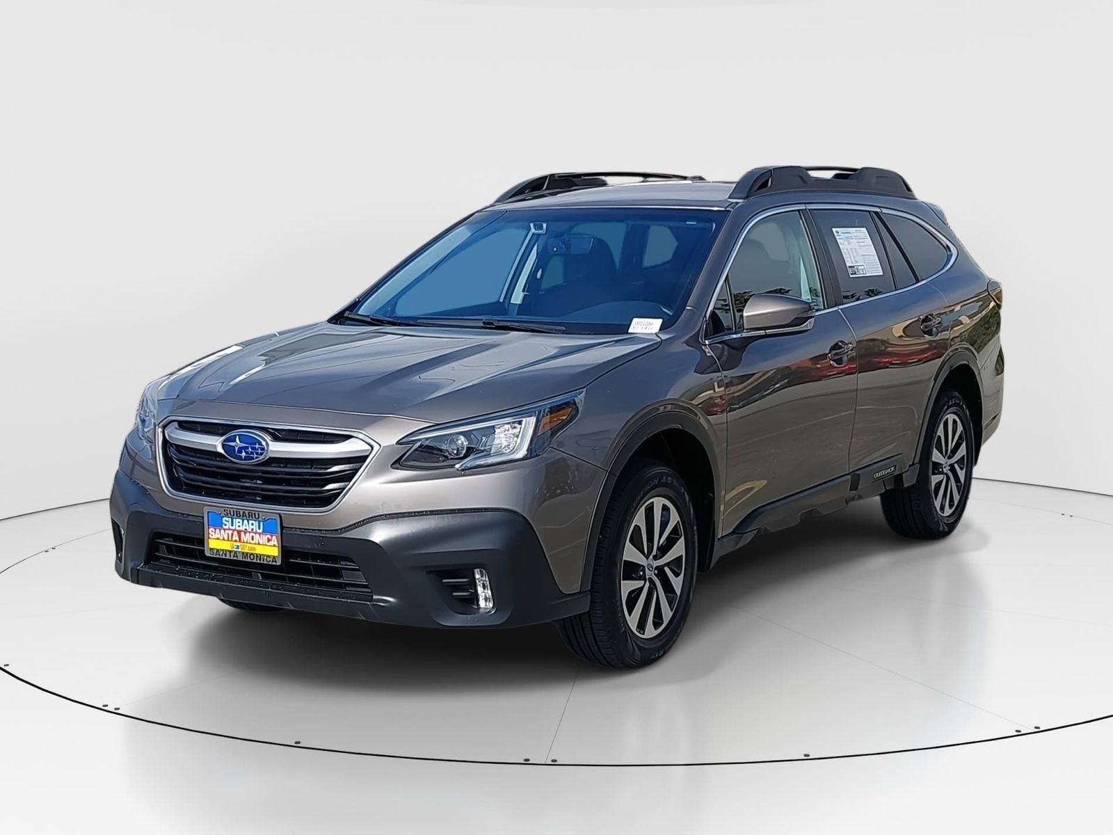 Used 2022 Subaru Outback Premium image 3
