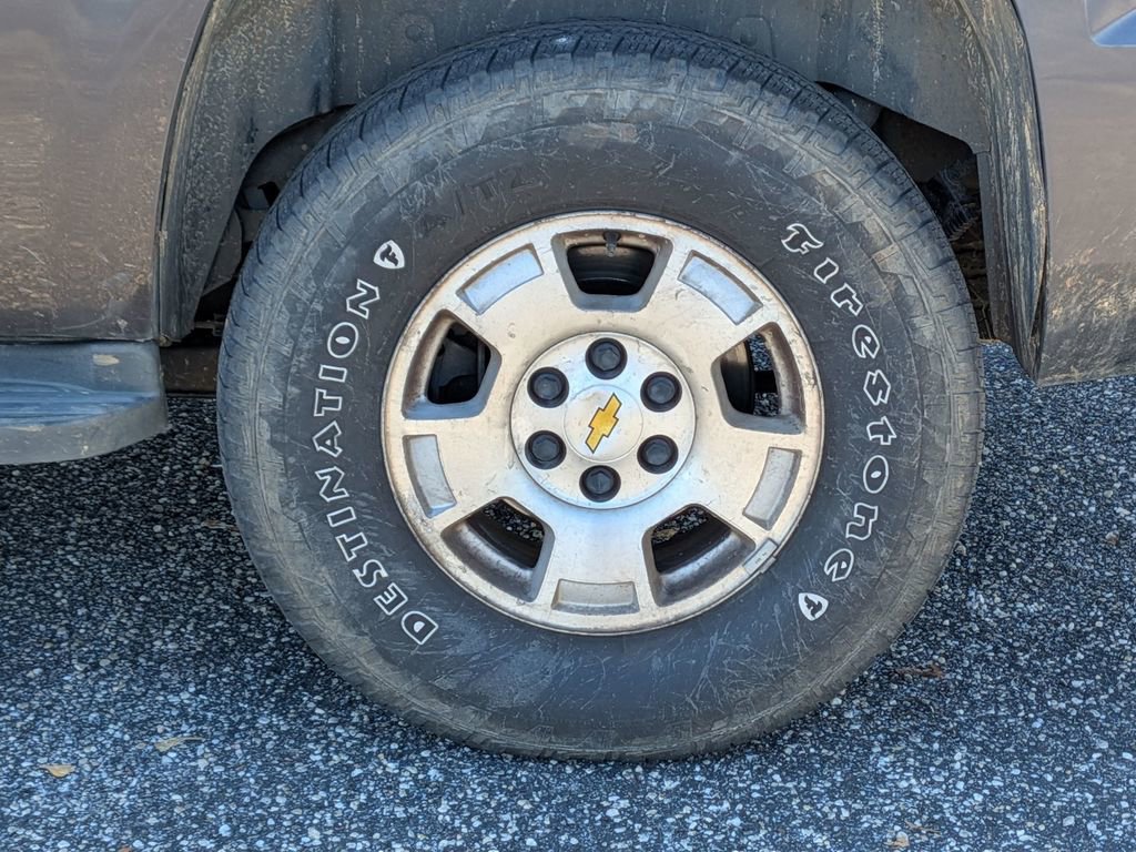 Used 2010 Chevrolet Tahoe LT image 11