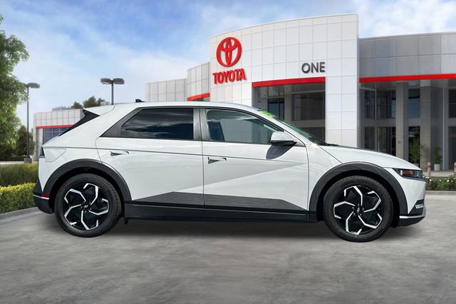 Used 2024 Hyundai Ioniq 5 SE RWD image 3