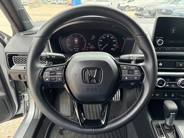 Used 2025 Honda Civic Sport image 25