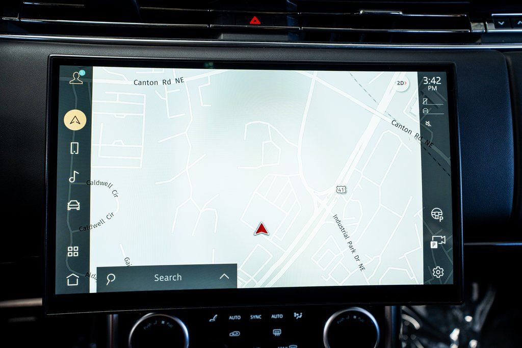 Used 2022 Land Rover Range Rover SE image 41