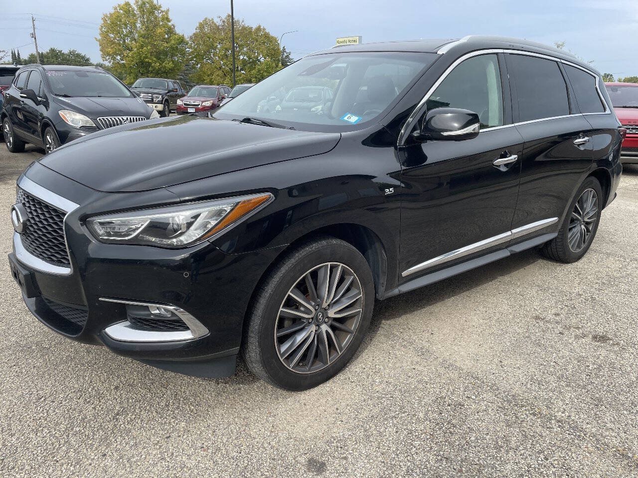 Used 2019 INFINITI QX60 Luxe w/ Essential Package AWD/4WD image 4