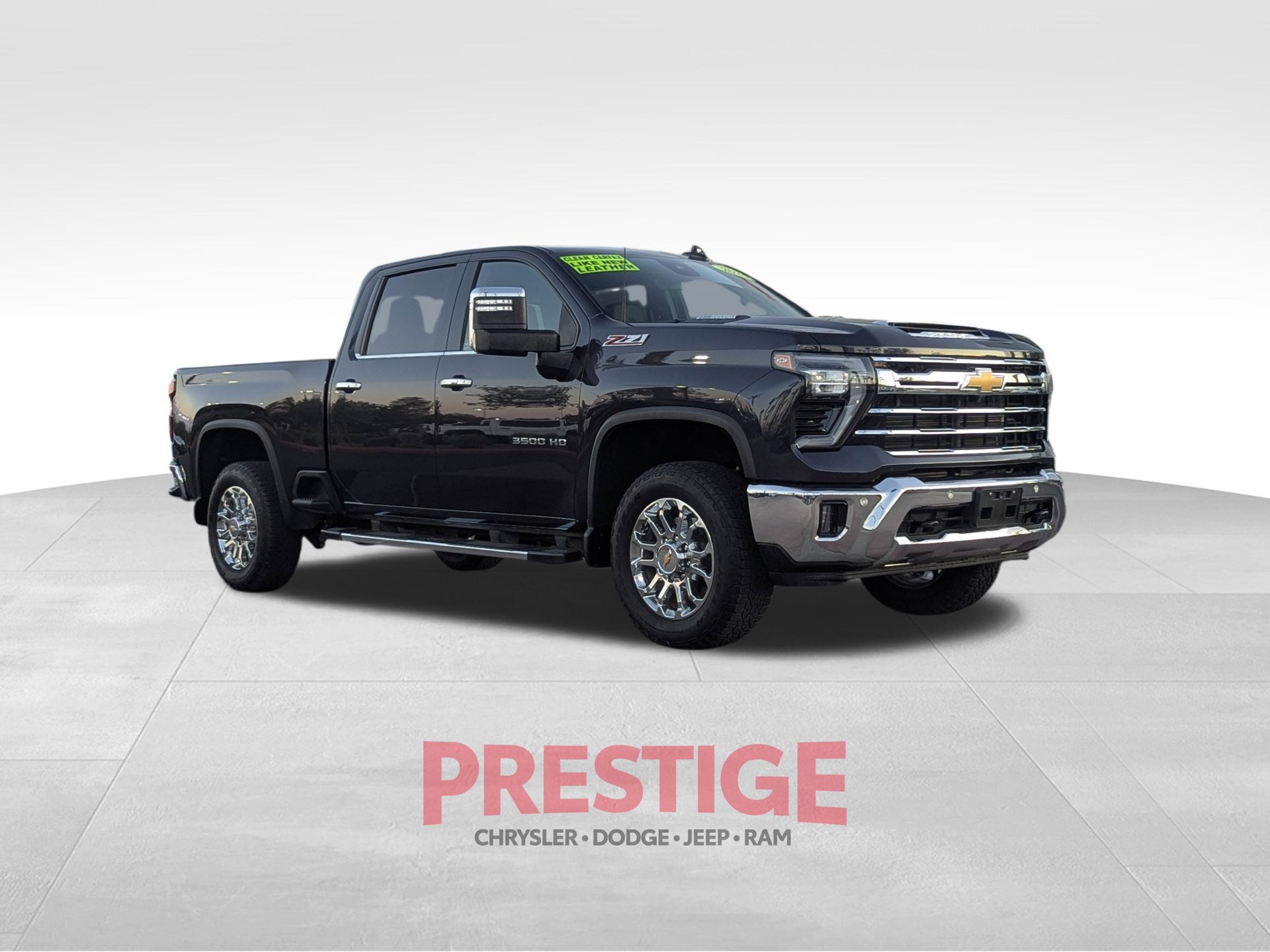 Used 2024 Chevrolet Silverado 3500 LTZ w/ LTZ Plus Package AWD/4WD image 3