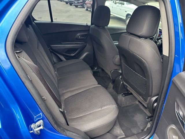 Used 2015 Chevrolet Trax LS w/ LPO, Cargo Package image 11