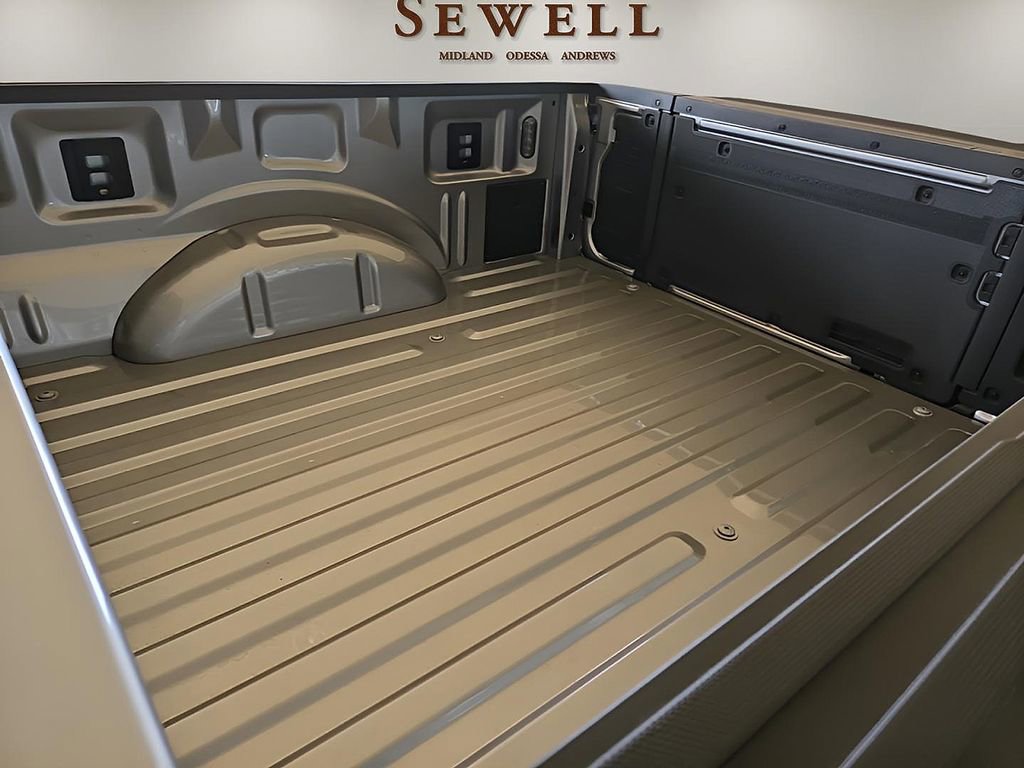 New 2025 Ford F150 Lariat w/ Equipment Group 502A High image 8