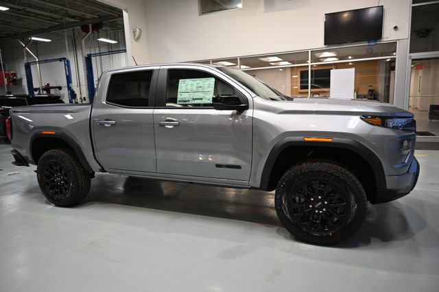 New 2026 GMC Canyon Elevation w/ Convenience Package image 4