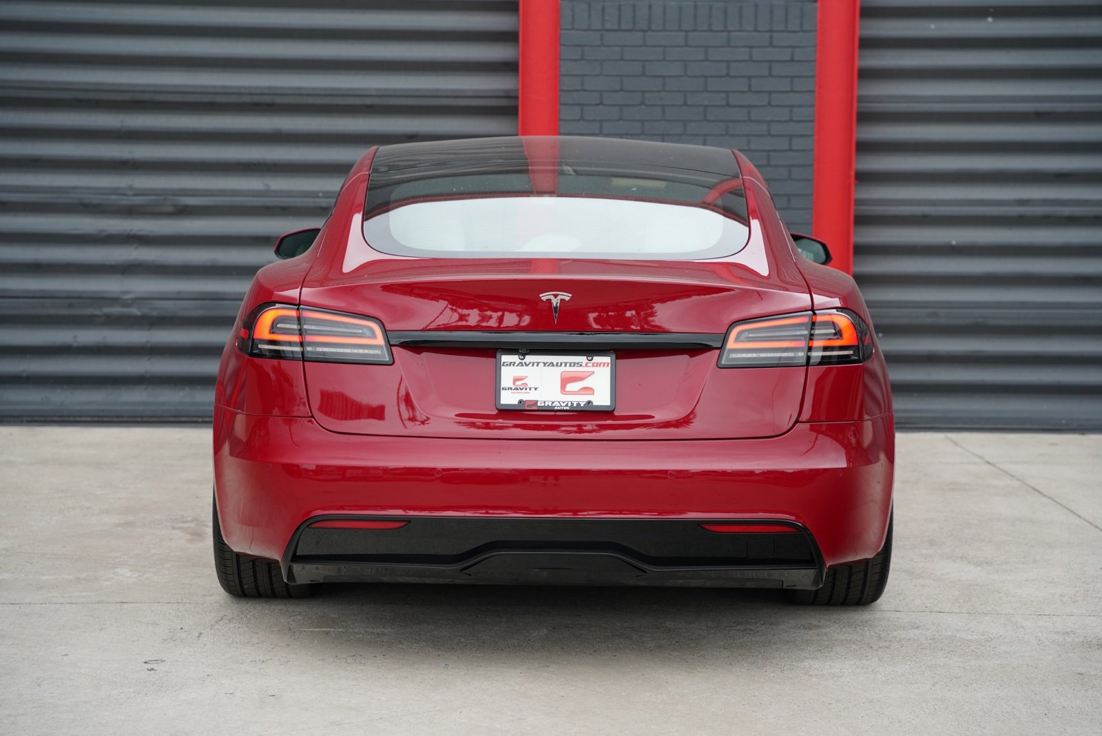 Used 2023 Tesla Model S Standard Range video 2