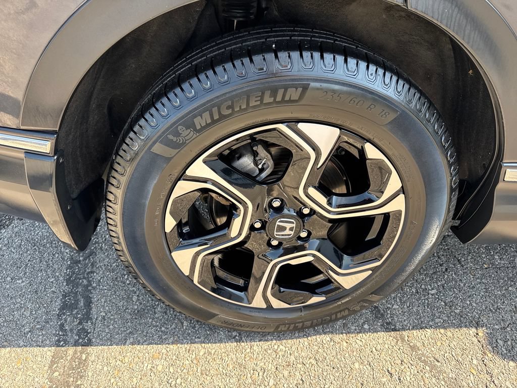 Used 2019 Honda CR-V Touring image 4