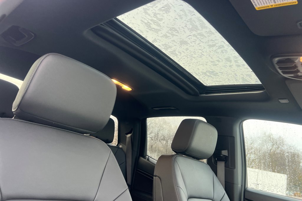 New 2026 GMC Canyon Elevation w/ Convenience Package image 13