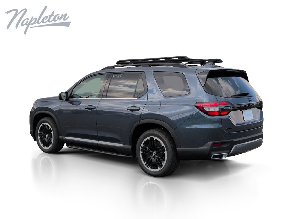 New 2026 Honda Pilot Touring image 3