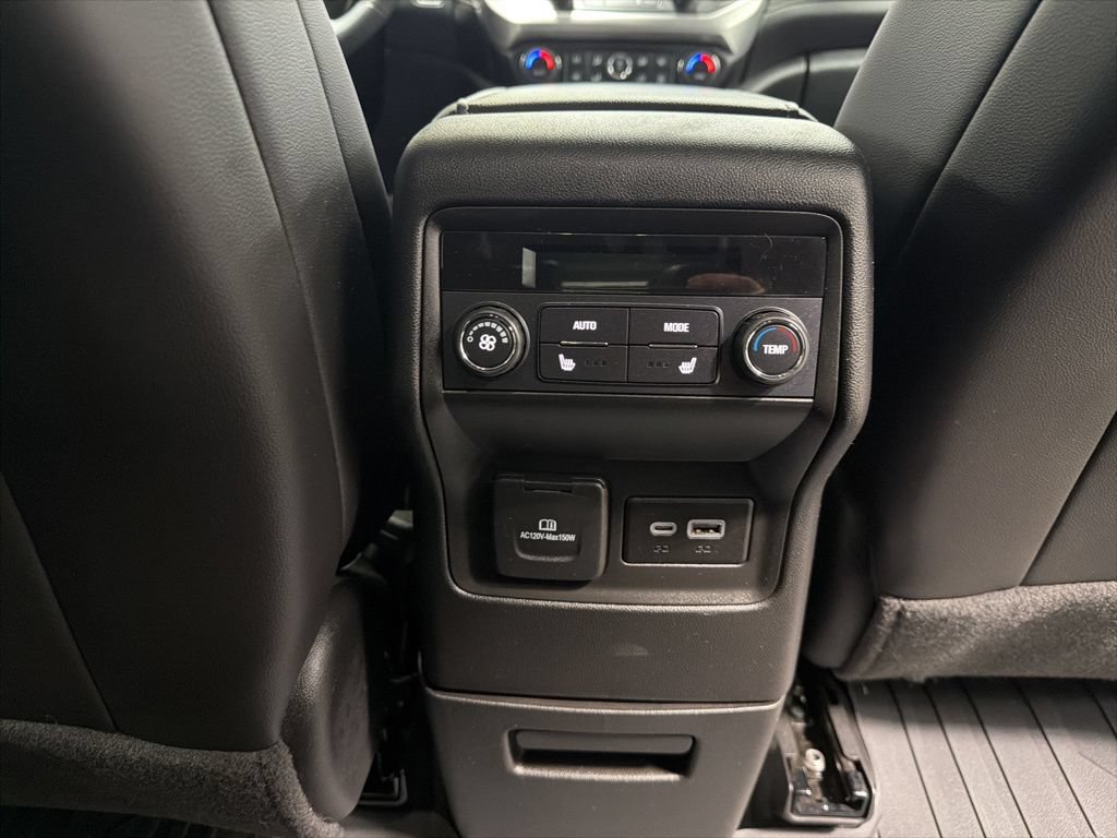Used 2023 GMC Acadia SLT w/ Technology Package AWD/4WD image 11