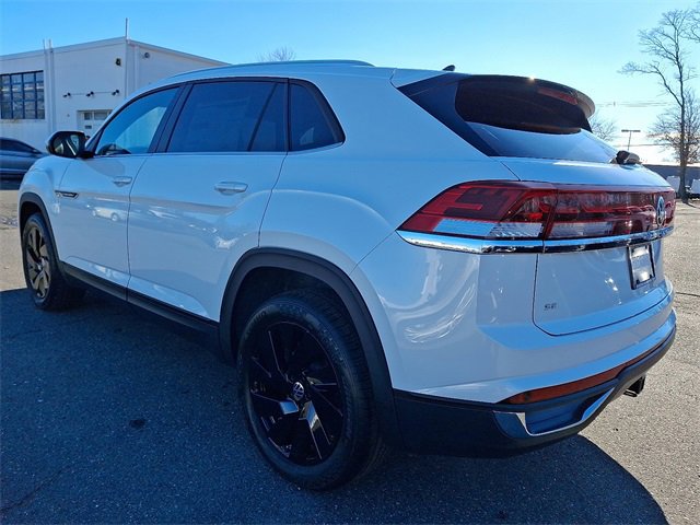 New 2026 Volkswagen Atlas Cross Sport SE image 3