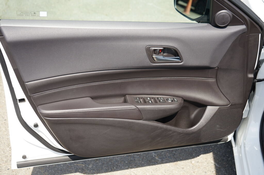 Used 2019 Acura ILX FWD image 10