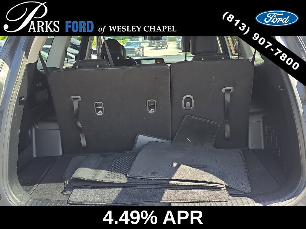 Used 2024 Kia Telluride S w/ S Sunroof Package FWD image 9