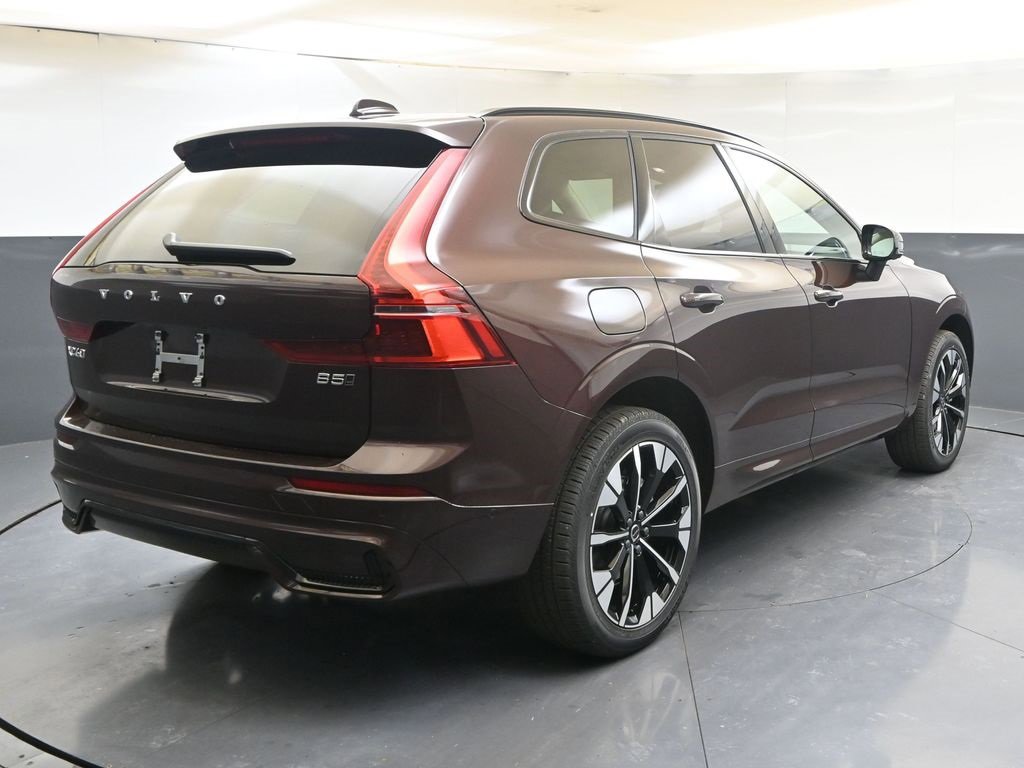 New 2026 Volvo XC60 B5 Ultra w/ Climate Package image 5