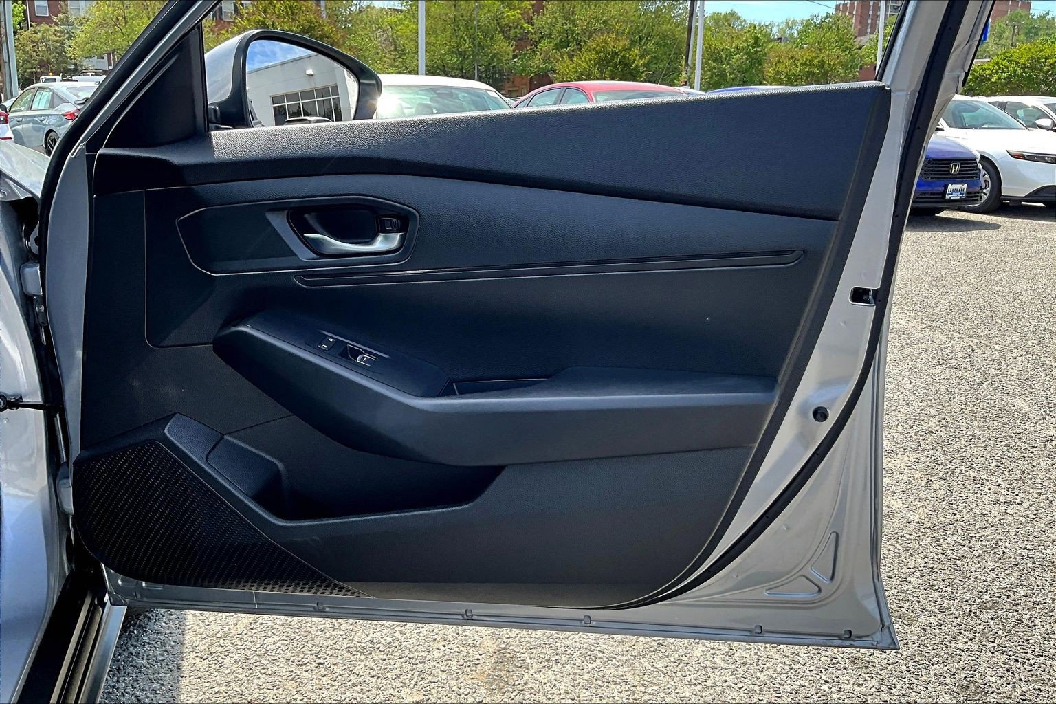 Used 2023 Honda Accord LX image 18