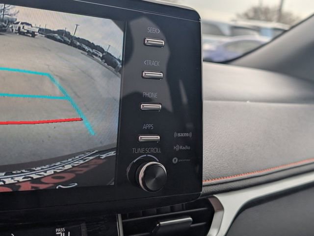 Used 2022 Toyota Sienna XSE image 18