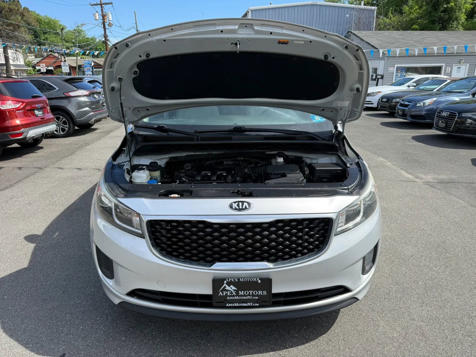 Used 2016 Kia Sedona LX w/ LX Convenience Package FWD image 57