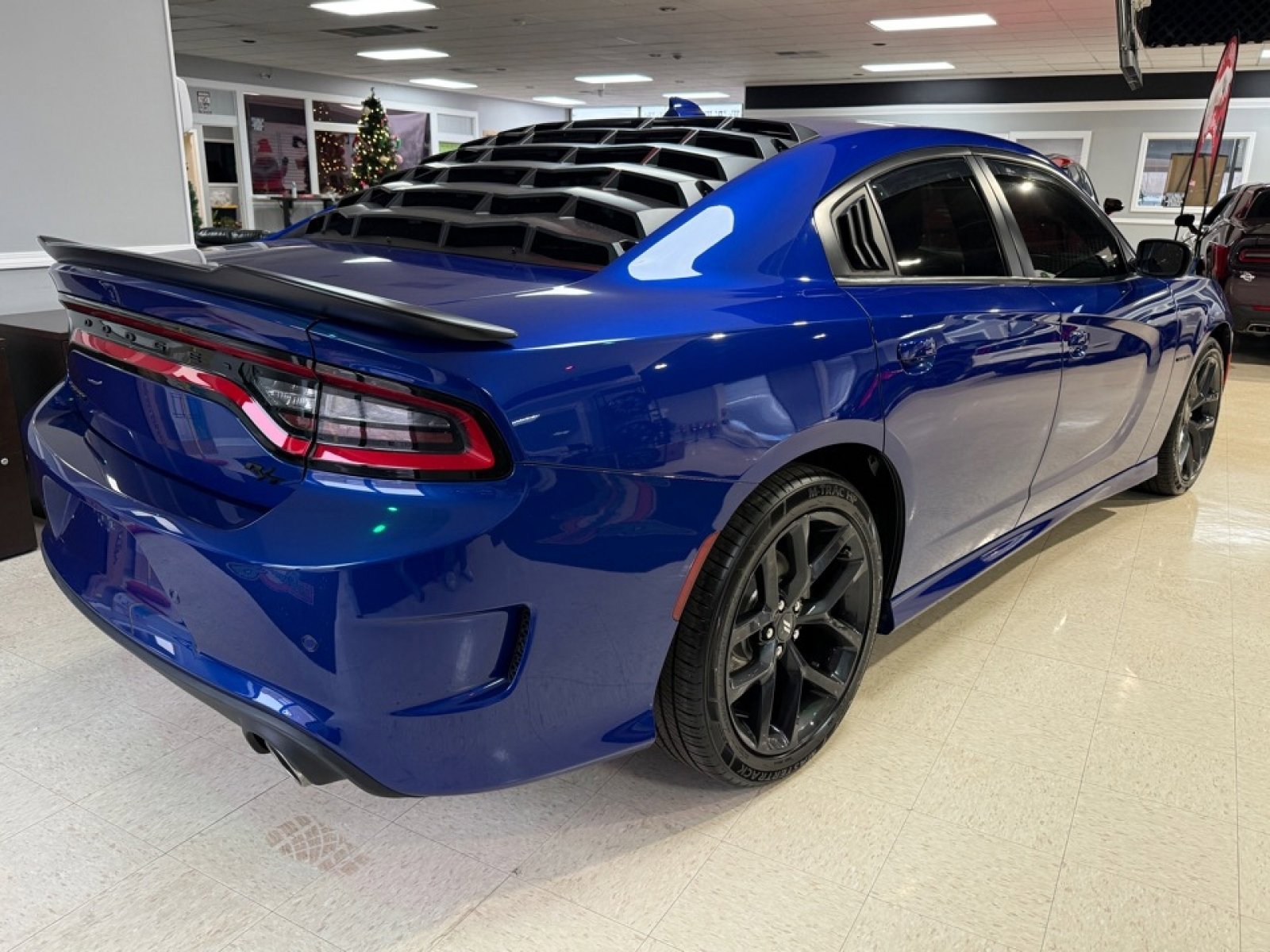 Used 2022 Dodge Charger R/T w/ Plus Group image 7