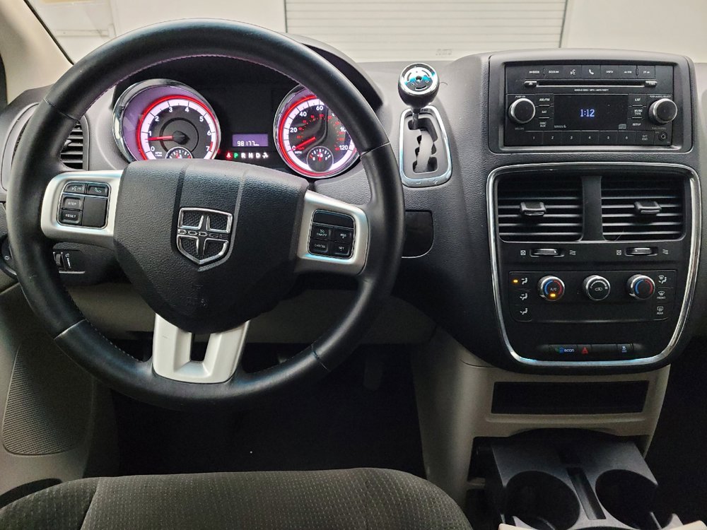 Used 2016 Dodge Grand Caravan American Value Package w/ UConnect Hands-Free Group FWD image 22
