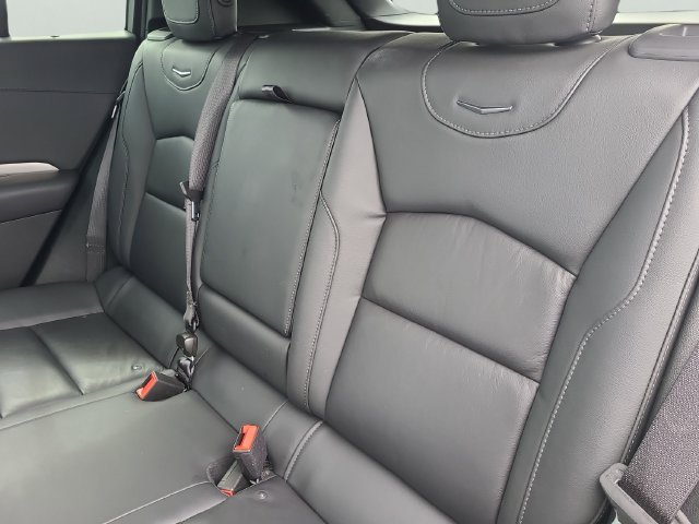 Used 2023 Cadillac XT4 Premium Luxury FWD image 14