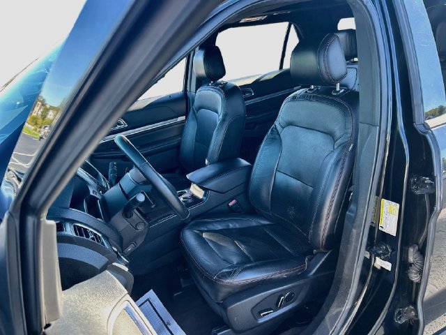 Used 2016 Ford Explorer Sport w/ Equipment Group 401A AWD/4WD image 30