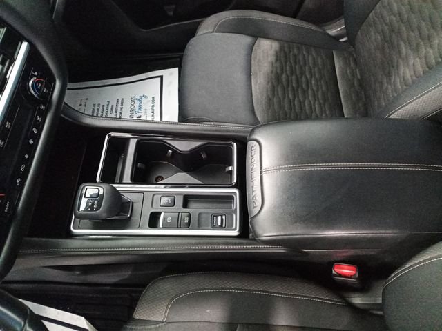 Used 2022 Nissan Pathfinder SV FWD image 11