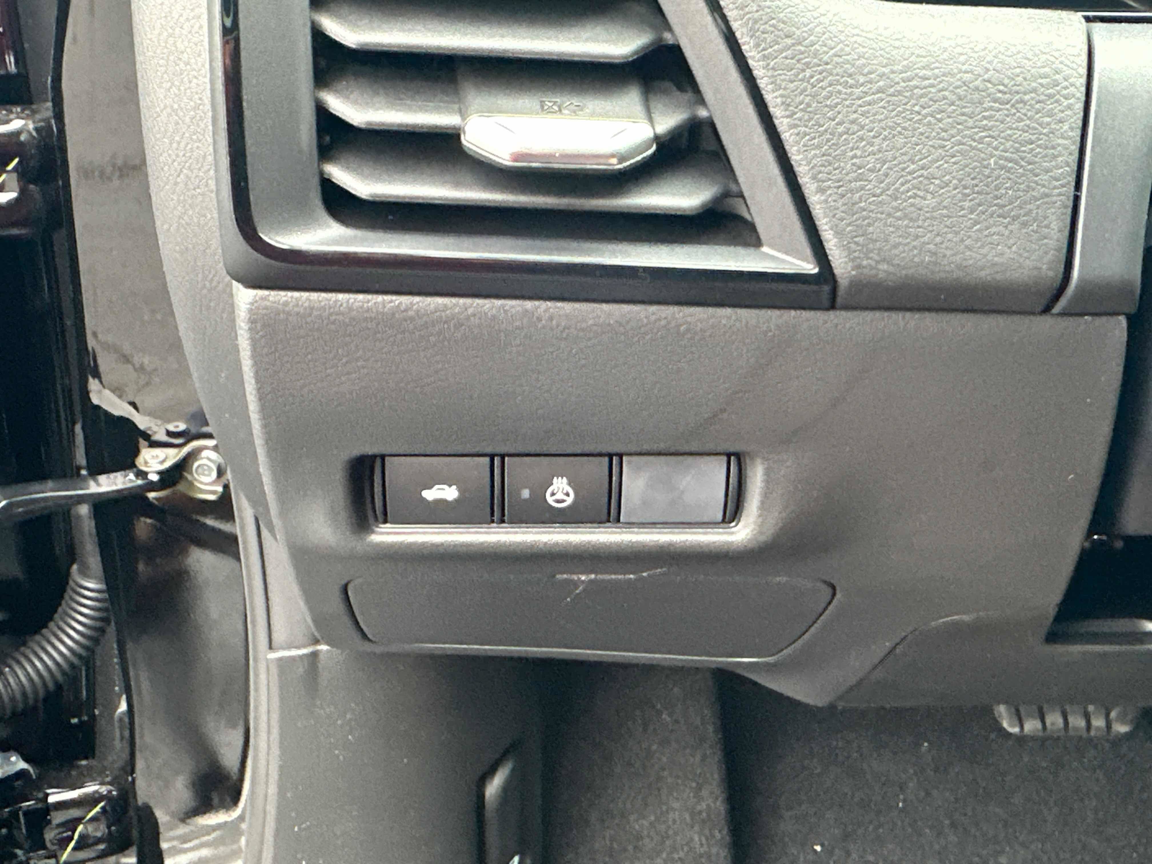 New 2026 Nissan Sentra SV w/ SV Convenience Package FWD image 18