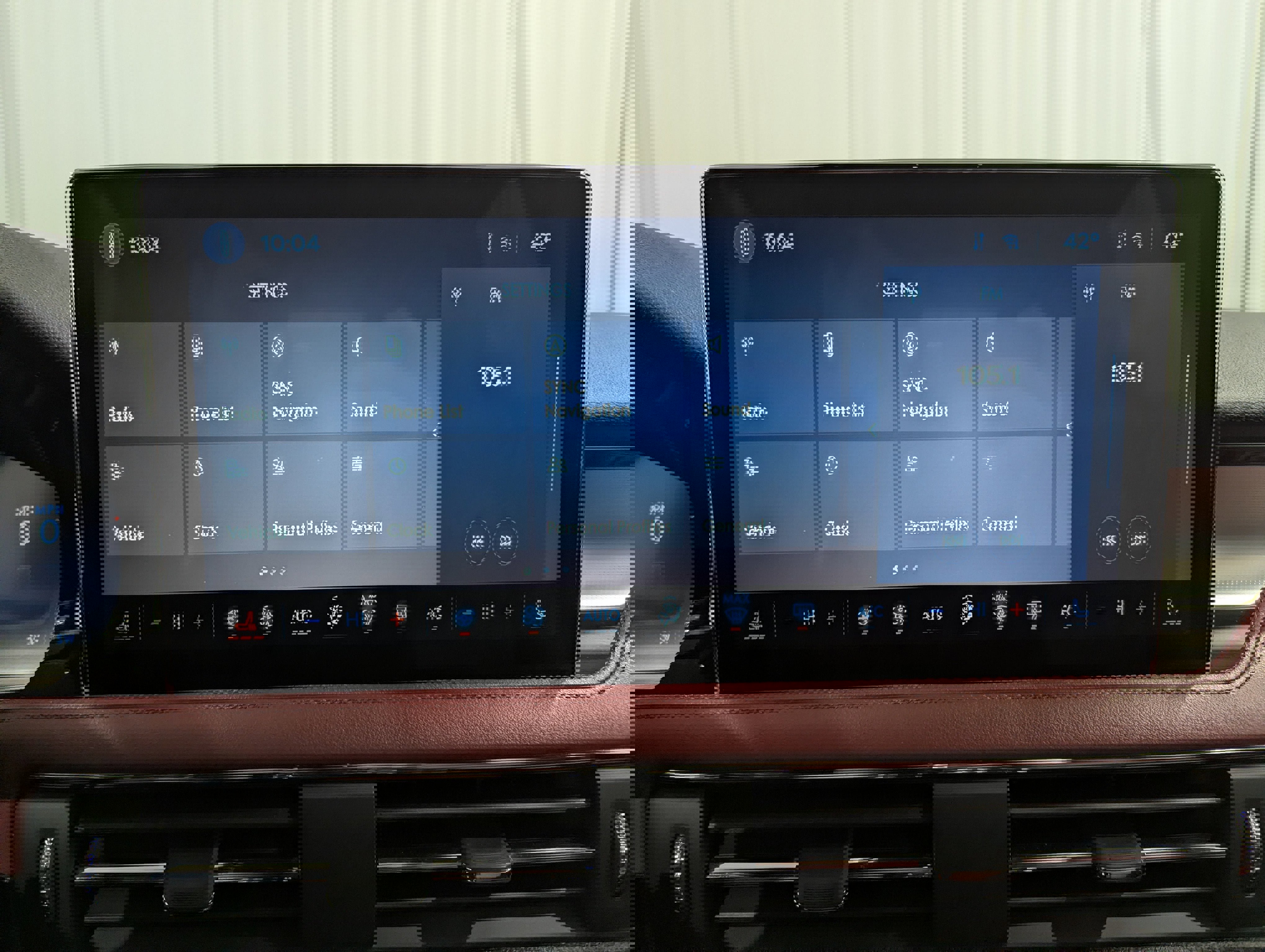 Used 2025 Lincoln Corsair Reserve AWD/4WD image 23