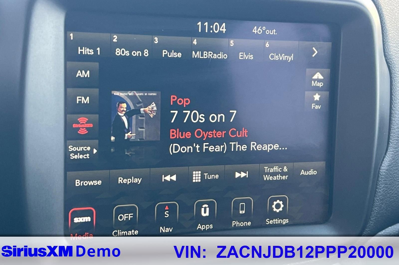 Used 2023 Jeep Renegade Latitude image 31