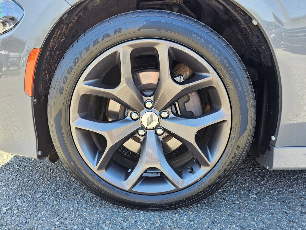 Used 2019 Dodge Charger GT RWD image 9