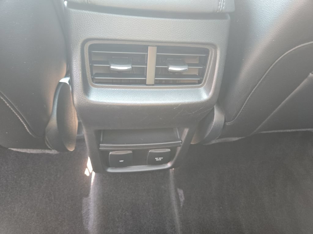Used 2016 Ford Edge SEL w/ Equipment Group 201A AWD/4WD image 18