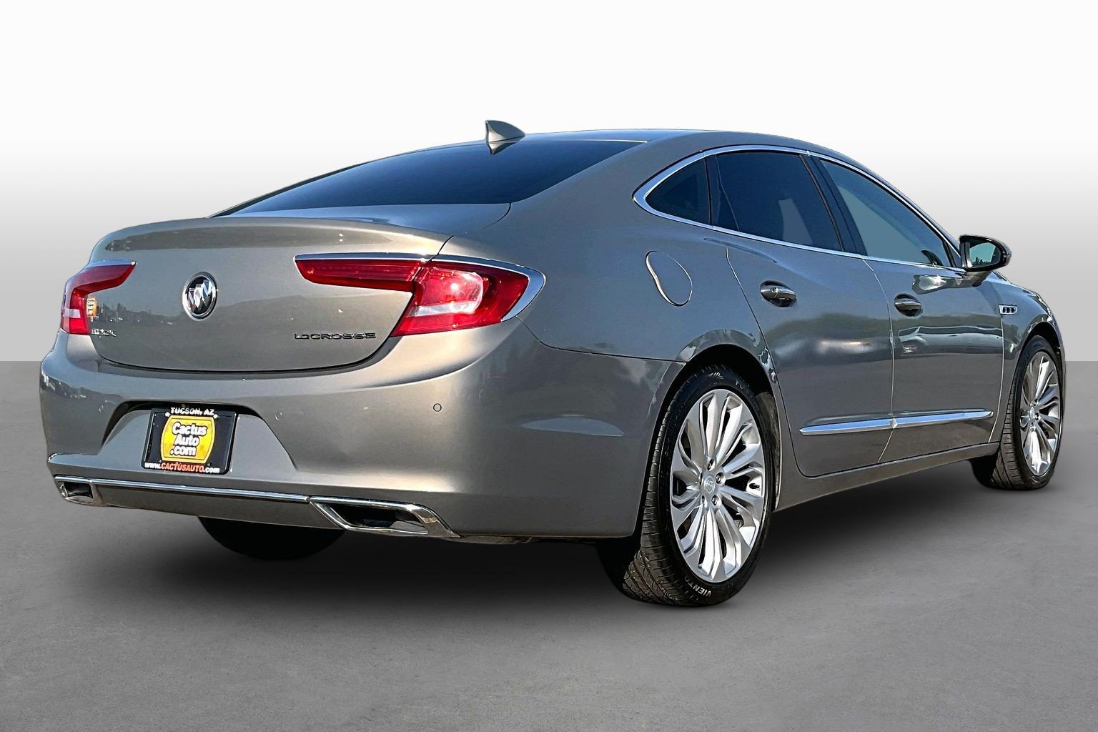 Used 2017 Buick LaCrosse Premium w/ Dynamic Driver Package FWD image 2