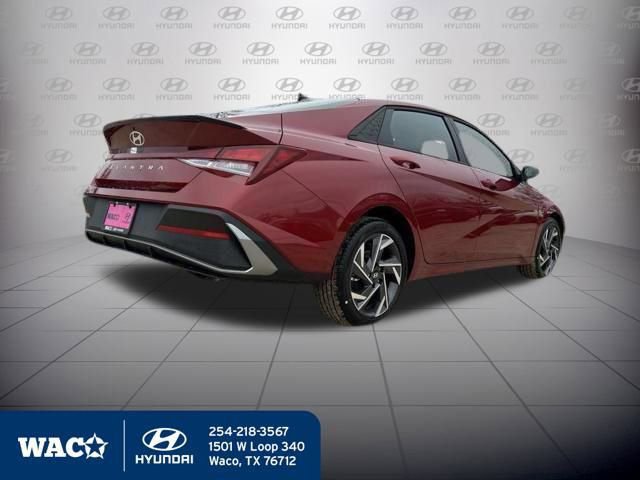 Used 2025 Hyundai Elantra Sport image 8