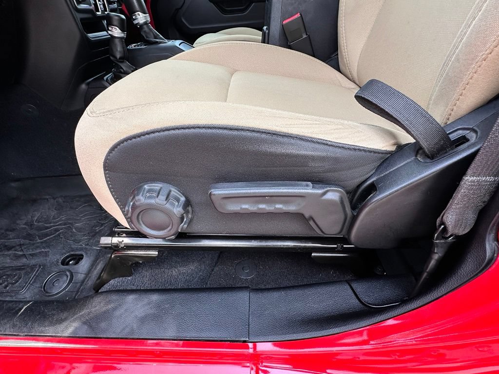 Used 2020 Jeep Gladiator Sport w/ Quick Order Package 24S AWD/4WD image 19