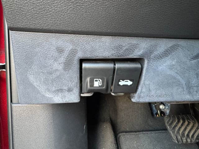 Used 2022 Nissan Kicks SV image 25