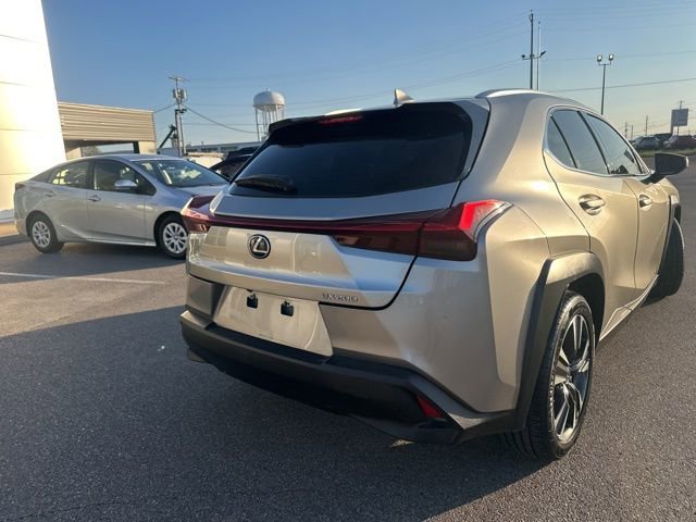 Used 2022 Lexus UX 200 FWD image 19