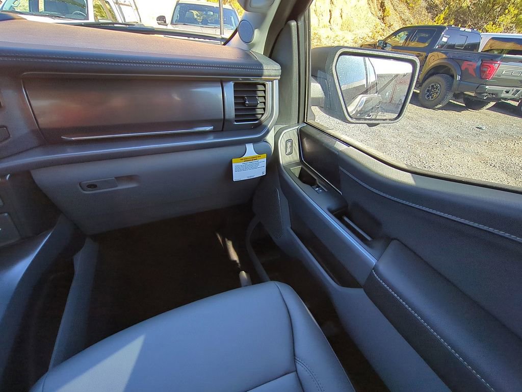 New 2025 Ford F150 Lightning Flash AWD/4WD image 17