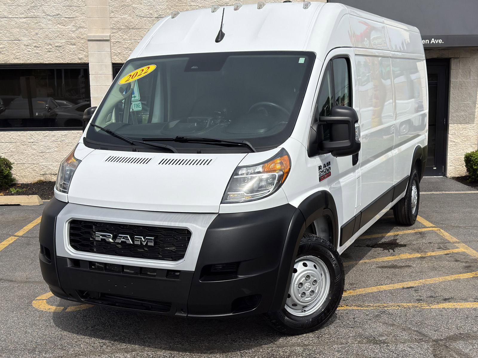 Used 2022 RAM ProMaster 2500 FWD image 2