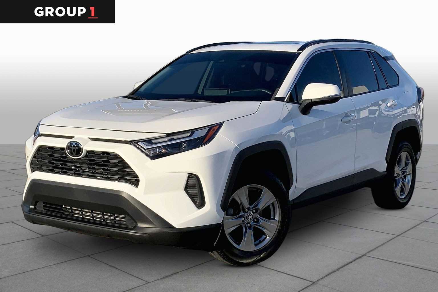 Used 2022 Toyota RAV4 XLE w/ Convenience Package