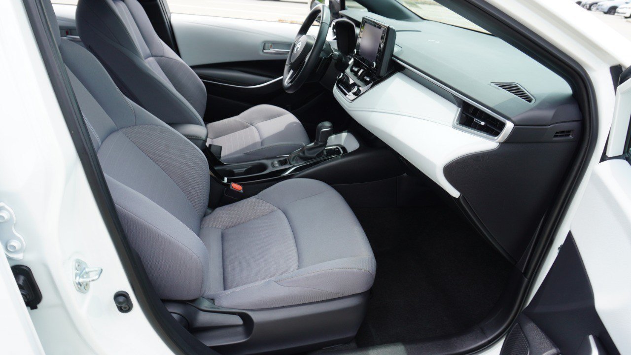 Used 2022 Toyota Corolla SE FWD image 14