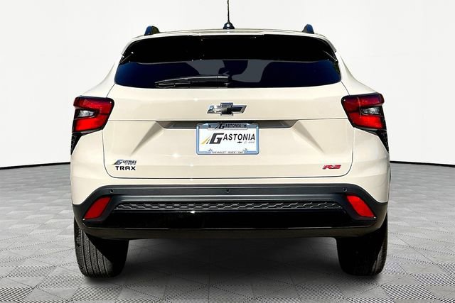 New 2026 Chevrolet Trax RS w/ Driver Confidence Package image 5