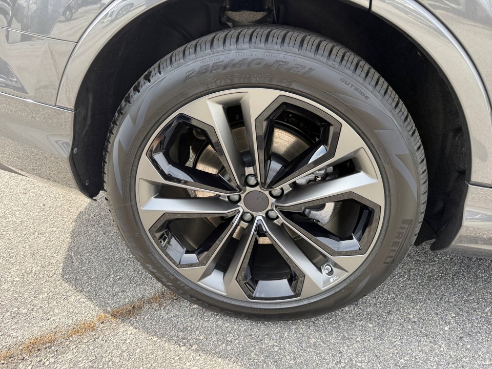 New 2026 Audi Q7 3.0T Premium Plus image 23