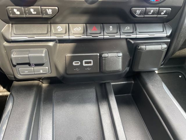 Used 2022 GMC Sierra 1500 AT4 w/ AT4 Preferred Package image 32