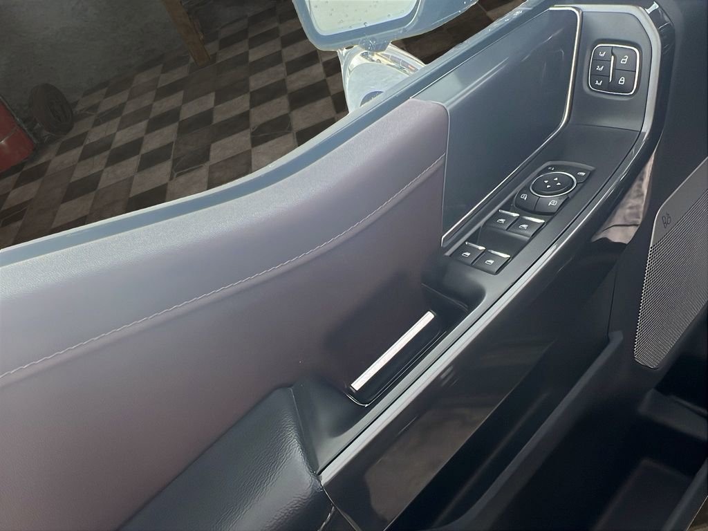 Used 2021 Ford F150 Lariat w/ Equipment Group 502A High image 17