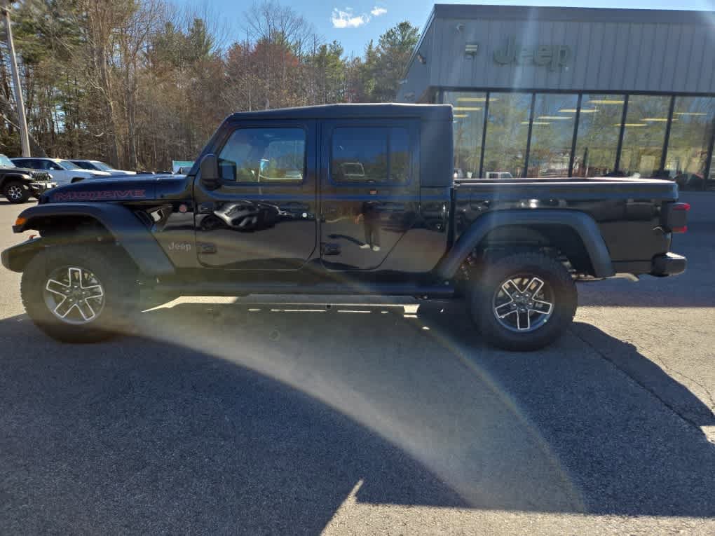 New 2026 Jeep Gladiator Mojave AWD/4WD image 9