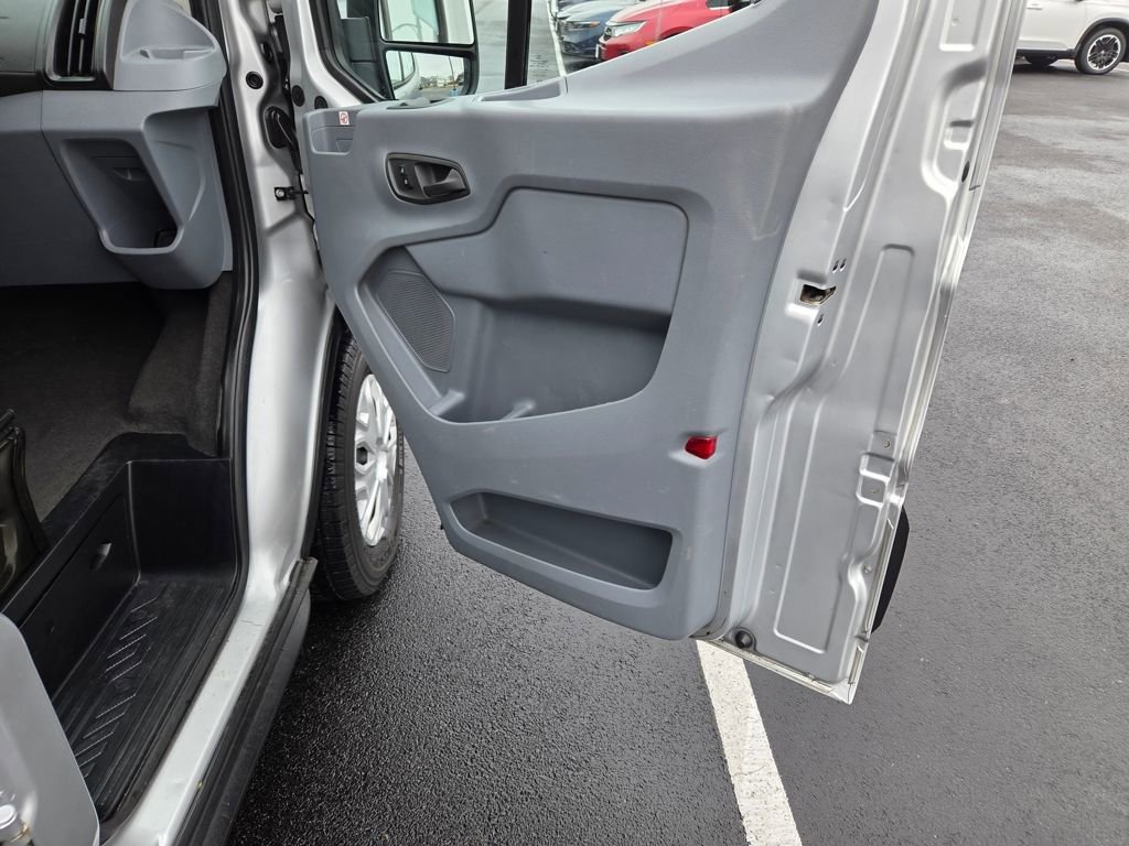 Used 2019 Ford Transit 350 XLT image 22