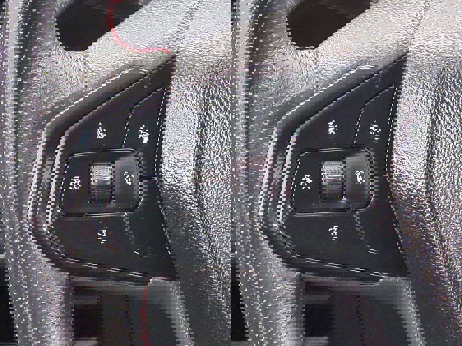 Used 2021 Chevrolet TrailBlazer RS w/ Sun and Liftgate Package image 15