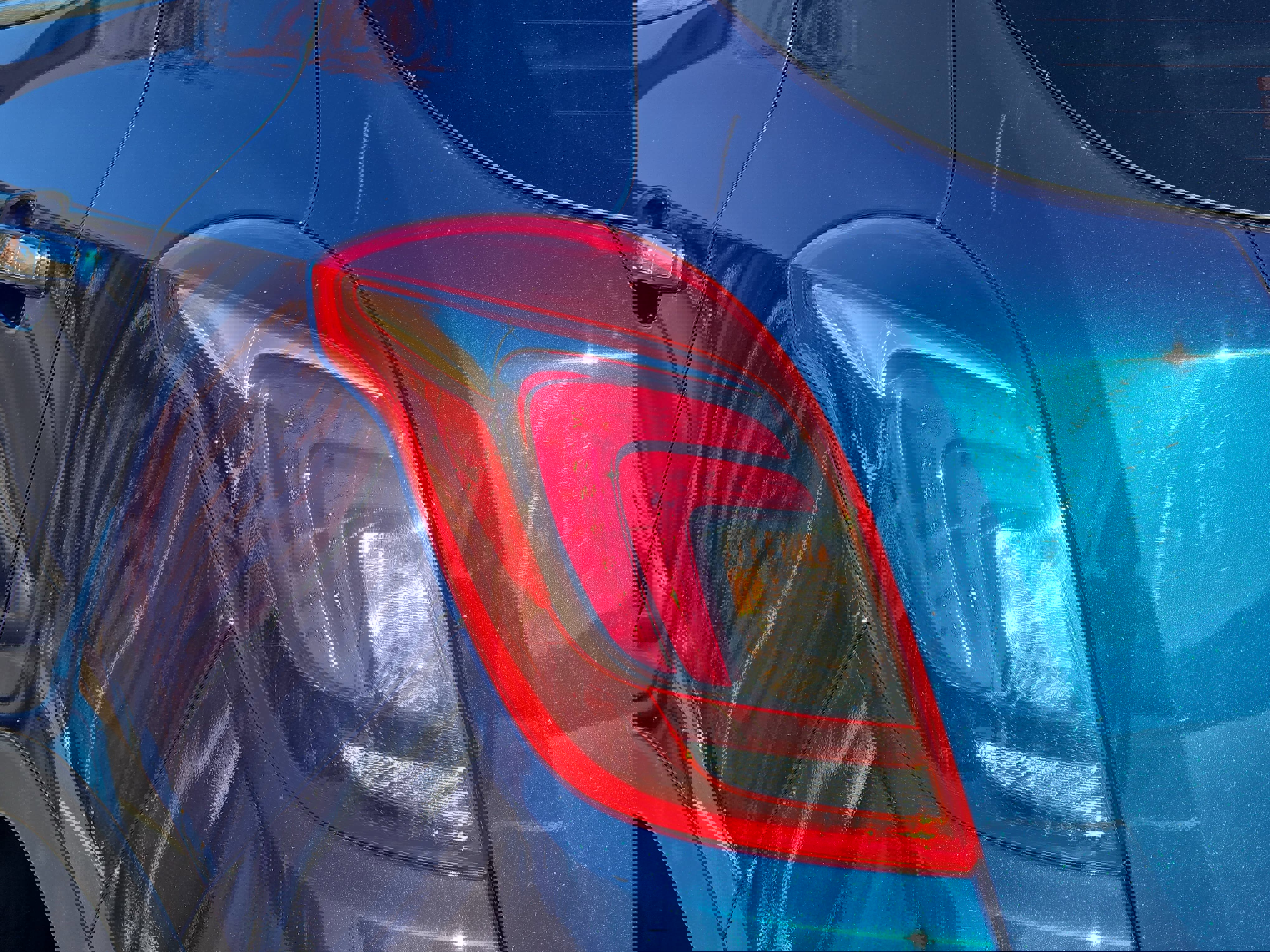 Used 2020 Buick Encore Preferred image 28